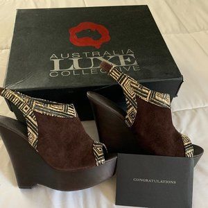 Brand new Australia LUXE Collective, Size 8, Brown